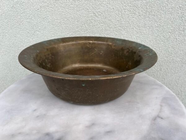 Dubuo (bliūdas) žalvarinis, sovietinis, tarybinių laikų. Tvirtas. Kaina 85