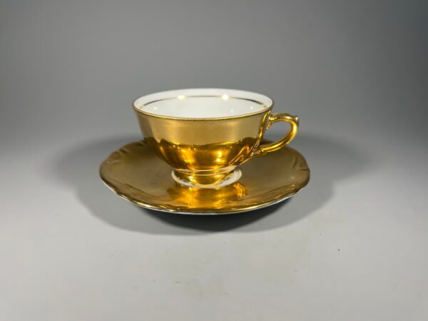 Puodelis su lėkštute porcelianinis, vokiškas, Z. & Co. Tirschenreuth, Bavarija. 90 ml. Kaina 28