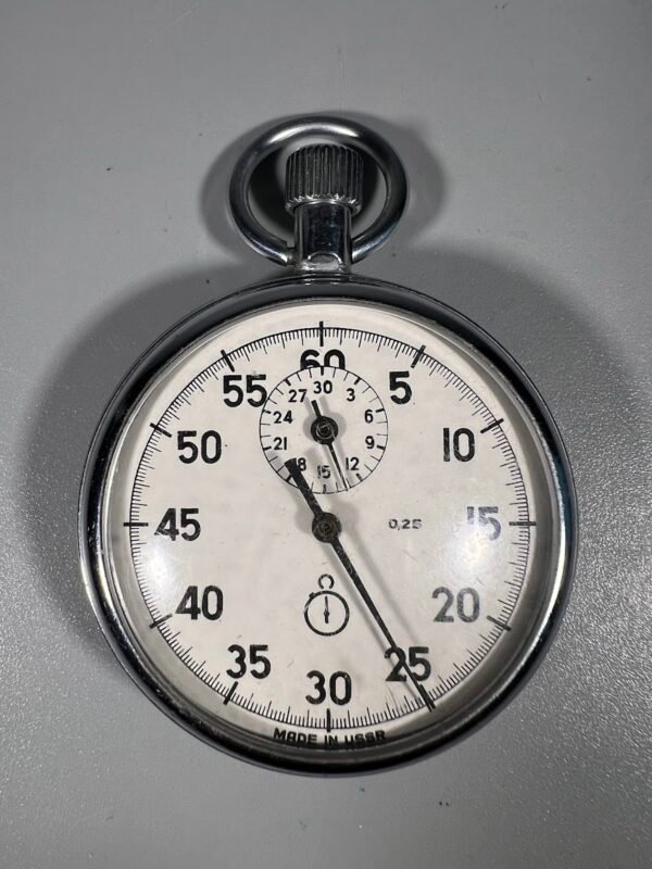 Chronometras, sekundometras Agat (rus. Агат), sovietinis, tarybinių laikų. Veikiantis. Kaina 48