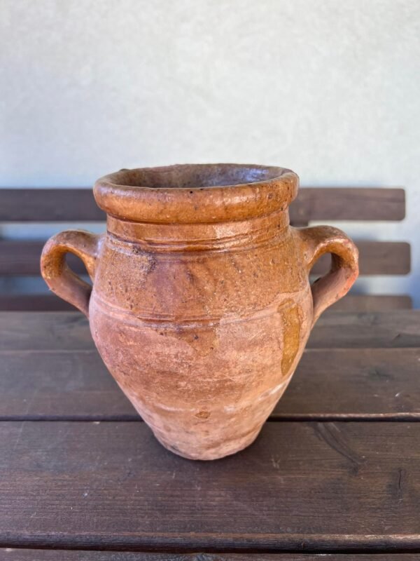 Puodynė antikvarinė, keraminė, molinė, viršutinė dalis dengta glazūra. Kaina 32