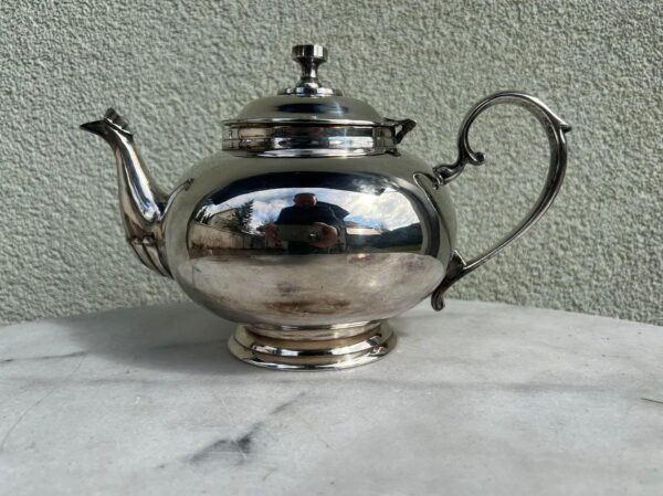 Arbatinukas, kavinukas antikvarinis. Svoris 1,2 kg. Kaina 43