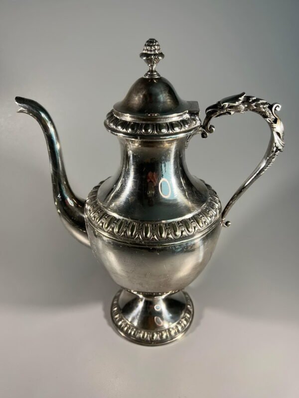 Arbatinukas, kavinukas antikvarinis dailia rankena. Kaina 37