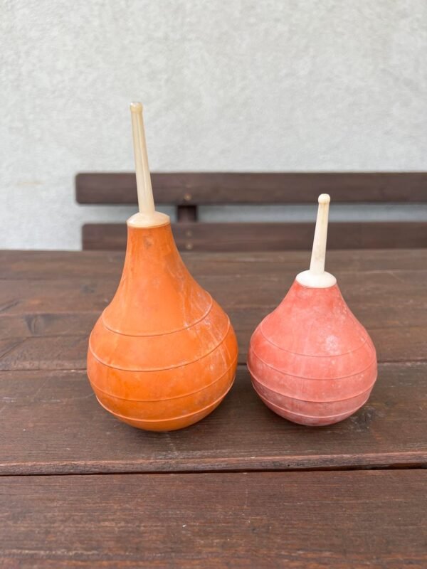 Medicininė švirkštynė, klizmos balionas vintažinis. 6 vnt. Kaina po 6 ir 7