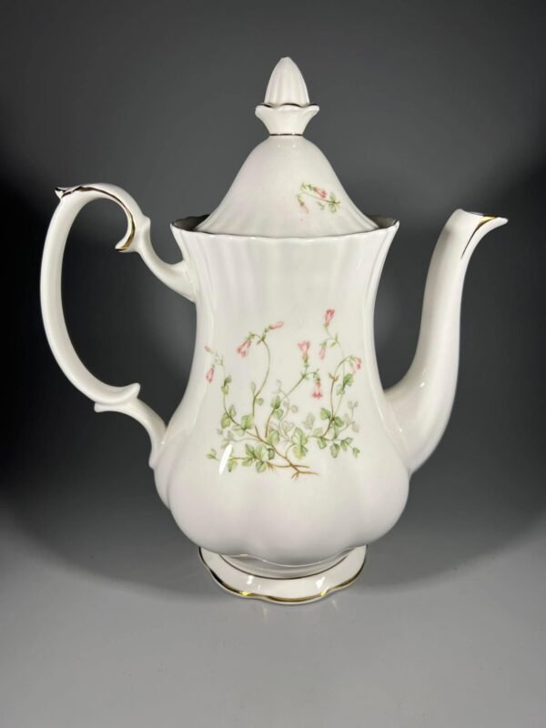 Arbatinukas, kavinukas porcelianinis Royal Albert, Bone China, England, NORDIC FLOWER.  Kaina 36