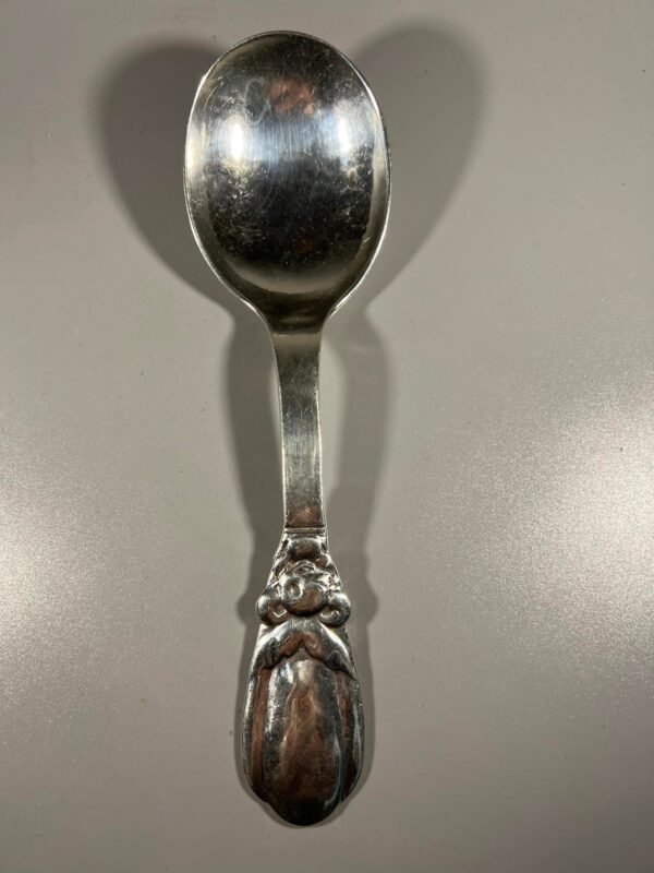 Šaukštas sidabrinis Evald Nielsen, antikvarinis. Danija. Svoris 92 g. Praba 925. 1916 m. Kaina 188