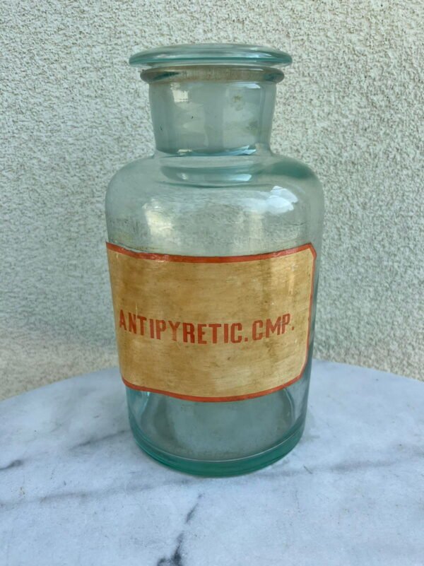 Butelis vaistinės didelis, stiklinis, antikvarinis. Kaina 43