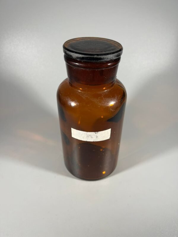 Butelis medicininis, vaistinės, vaistų sandariu kamščiu. Kaina 23