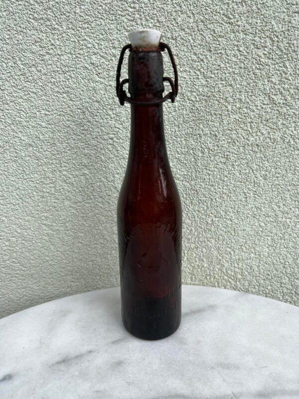 Butelis tarpukario lietuviško alaus: AKC. ALAUS BRAVORO B-VĖ GUBERNIJA ŠIAULIAI. Kaina 16