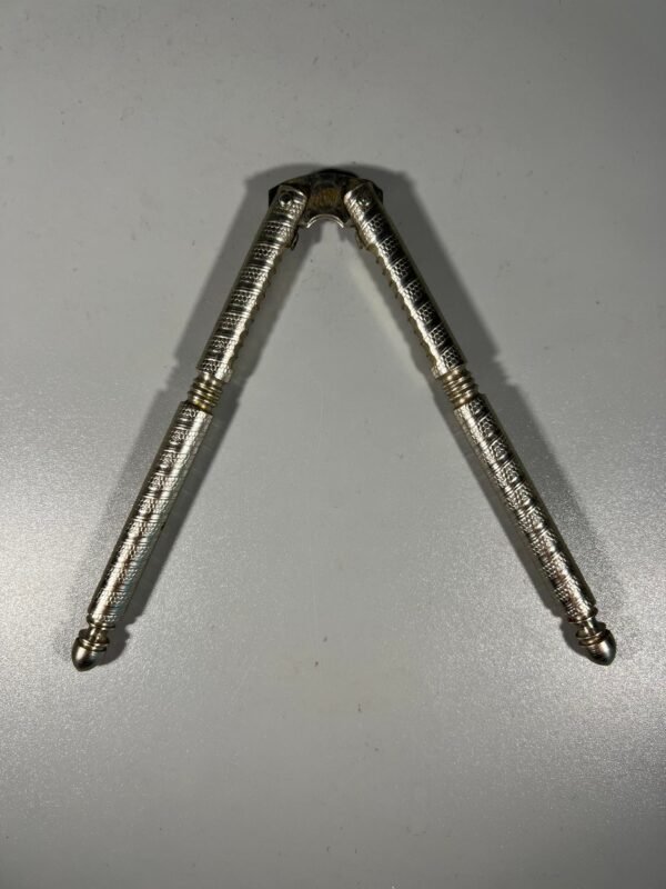 Gliaudyklė metalinė, vintažinė. Kaina 12