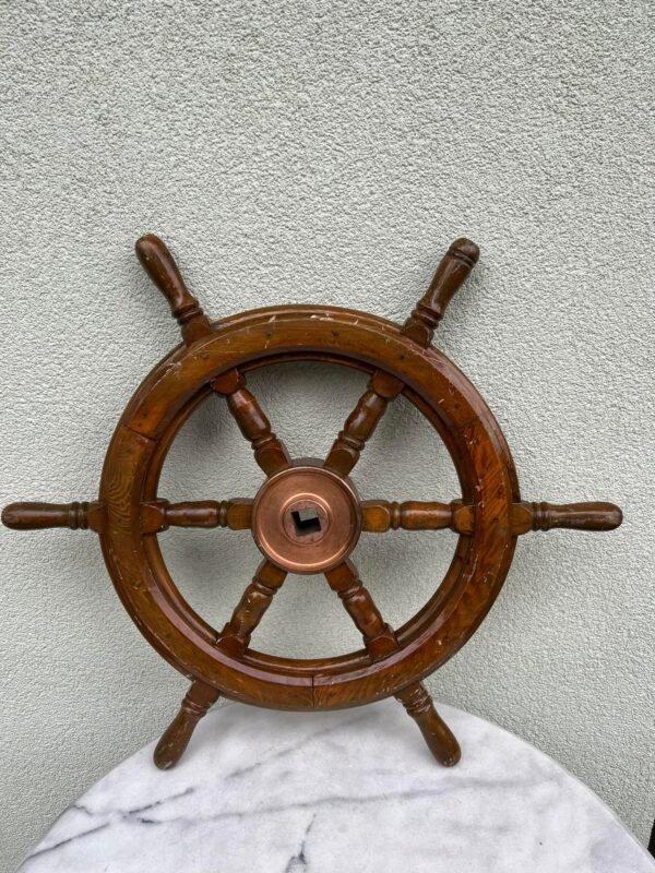 Šturvalas laivo, autentiškas, medinis. Naudotas. Skersmuo 60 cm.  Kaina 173