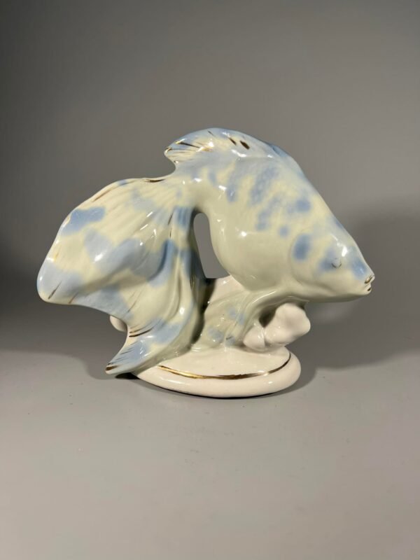 Statulėlė porcelianinė Žuvis. Auksinė žuvelė. RPR Rygos porceliano ir fajanso fabrikas. Kaina 33