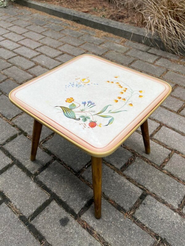 Stovelis, staliukas keraminis, glazūruotas, firminis Mid-century modern stiliaus. Echt Keramik Grünstadt. Kaina 38