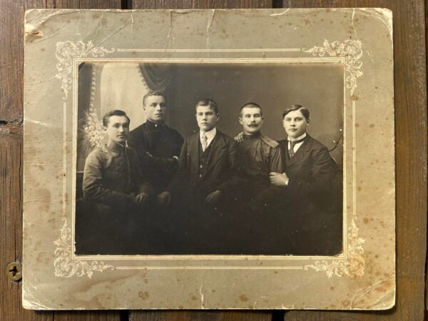 Nuotrauka kartonažinė antikvarinė, apie 1919 m. Kaina 12