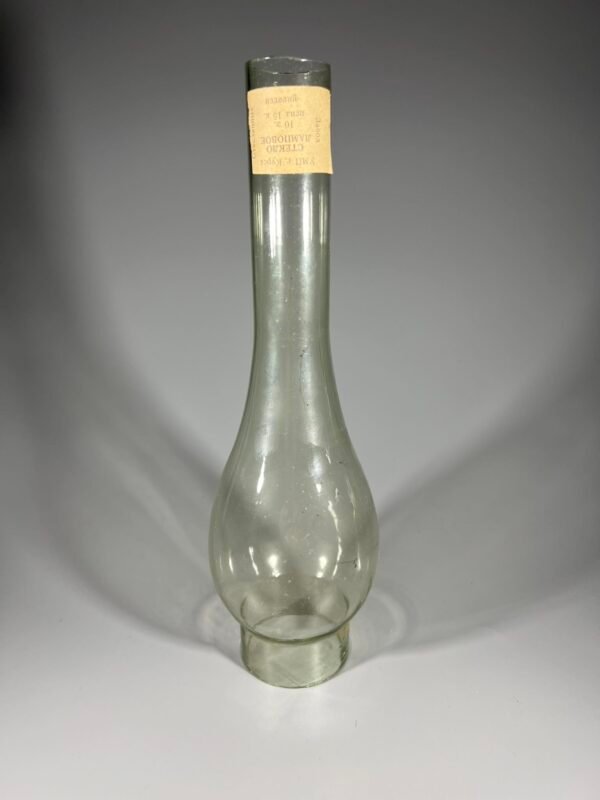 Žibalinės lempos gaubtai, stiklai. Apatinis skersmuo 5,5 cm., aukštis 26 cm, 24 vnt. Kaina po 13