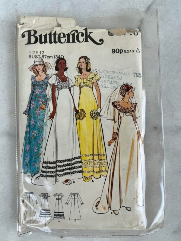 Siuvimo modelis, vintažinė mada, originalioje pakuotėje. Made in England. Kaina 13