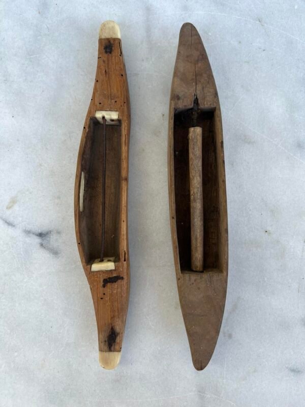 Špūlė medinė, antikvarinė. 2 vnt. Kaina po 8