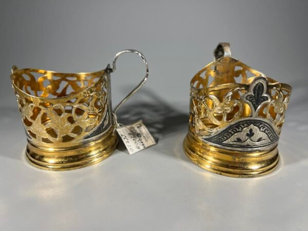 Podstakanikas, stiklinių laikiklis sidabrinis, antikvarinis Dagestan, Кубачи (Podstakannik, Tea glass holder). Praba 875. Svoris 66 g. 1908-1954 m. Nenaudota. 2 vnt. Kaina po 218
