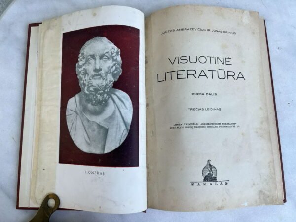 Knyga Visuotinė literatūra. J. Ambrazevičius, J. Grinius. 1938 m. Kieti viršeliai. Kaina 28