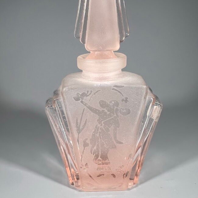 Buteliukas-kvepalams-art-deco-stiliaus-rozinis201.jpg Buteliukas-kvepalams-art-deco-stiliaus-rozinis201.jpg