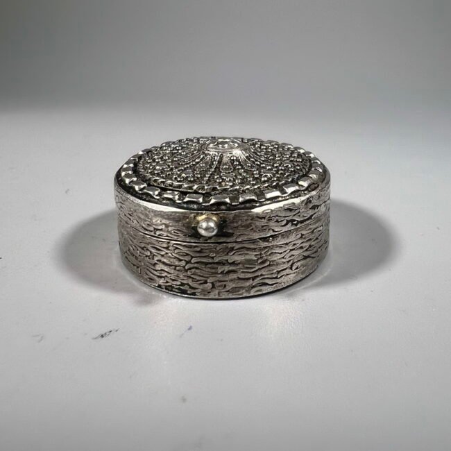 Dezute-sidabrine-apvali20925-ptabos201.jpg Dezute-sidabrine-apvali20925-ptabos201.jpg