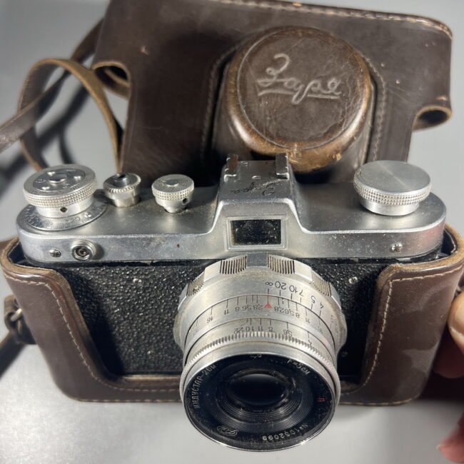 FOTOAPARATAS-ZARIA-ZARYA-SOVIETINIS201.jpg