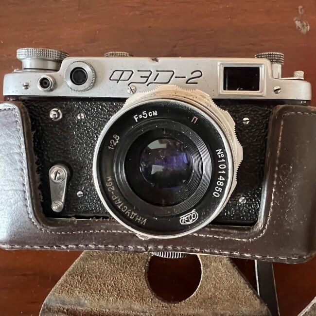 Fotoaparatas-FED-2-D0A4D0ADD094-2-soviet202.jpg