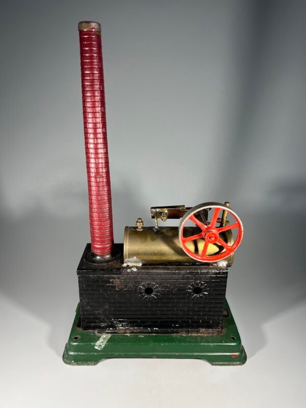 Garo variklis, modelis DC 308-3, metalinis, antikvarinis, „ Doll & Cie“ („Doll & Company“). Vokietija. 1920 m. Kaina 138