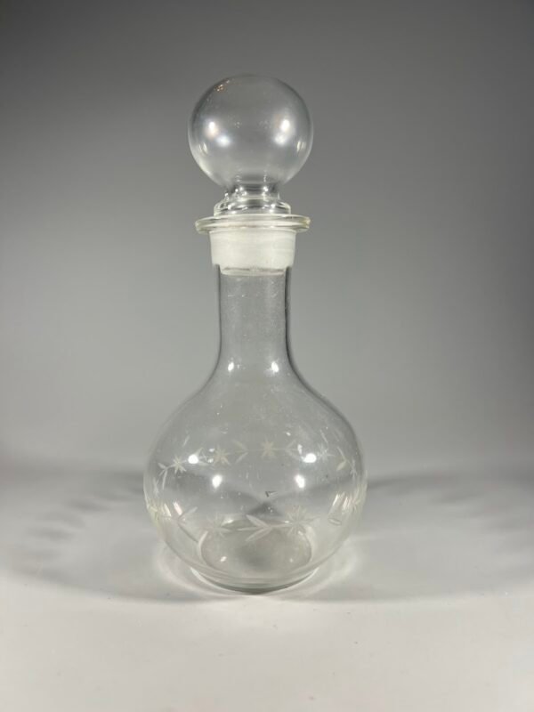 Grafinas degtinei Графин Под Водку, Водочный, sovietinis, tarybinių laikų. Gamykla NEMAN. Talpa 0,3 l. 4 vnt. Kaina po 18