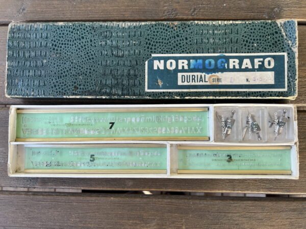 Prietaisas antikvarinis. Kaina 16