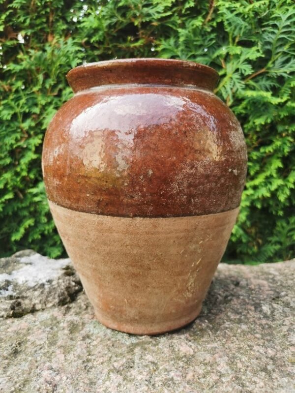 Puodynė molinė, glazūruota, antikvarinė. Kaina 43