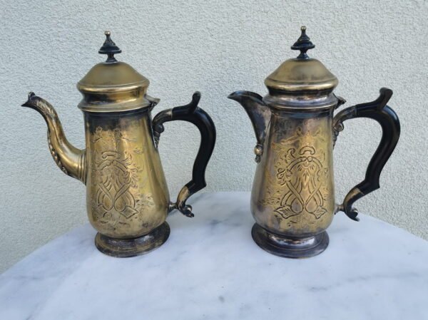 Arbatinukai, kavinukai antikvariniai, žakvariniai, sidabruoti. E.P.N.S. 2 vnt. Kaina po 58