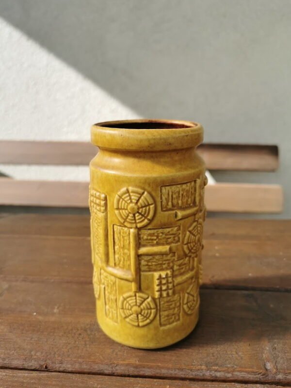 Vazelė keraminė Mid-century modern stiliaus. W. Germany. Kaina 26