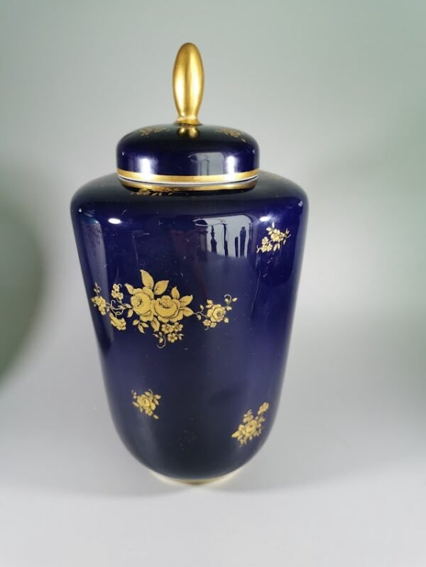 Vaza, urna porcelianinė, kobalto. Upsala Ekeby KP Karlskrona Sweden. Kaina 36