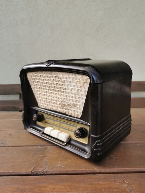 Radija Strela, Стрела. 1955 m. Voronezh Elektrosignal Radio Works. Netikrinta. Kaina 87