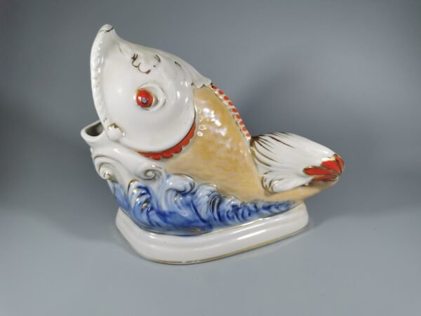 Statulėlė porcelianinė, servetėlių laikiklis - Žuvis. Korostno (Коростень) porceliano fabrikas, 1950-60 m. Kaina 36
