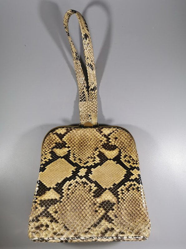 Rankinukas, rankinė, delninukė vintažinė, retro stiliaus gyvatės odos. Kaina 87