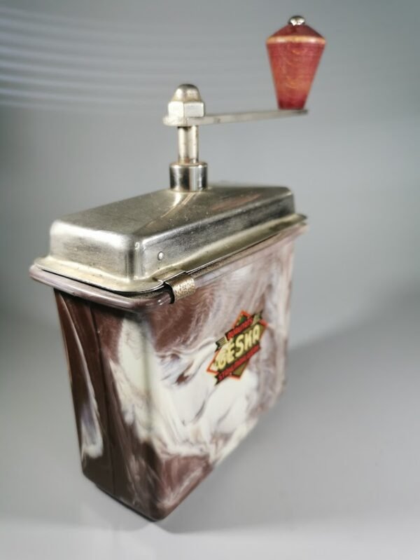 Kavamalė vintažinė Geska. Unikali forma. Vokietija. Veikianti. Kaina 43