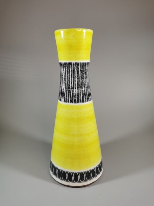 Vaza keraminė, vintažinė. Kaina 21