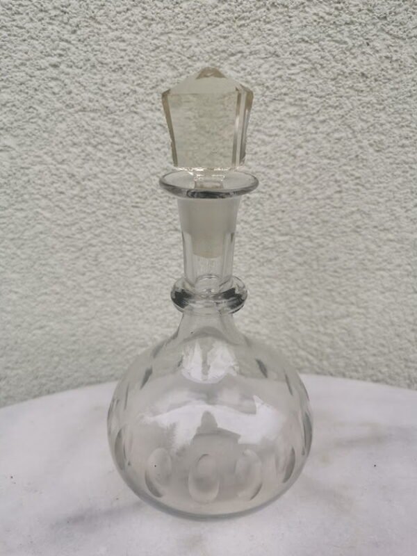 Grafinas stipriesiems gėrimams, tarpukario Kauno laikų. Kaina 33