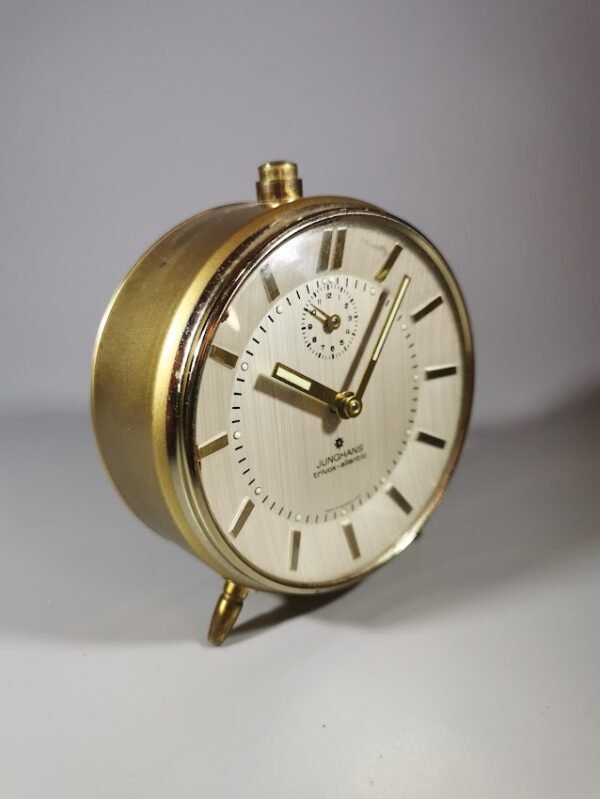 Laikrodis žadintuvas Junghans Trivox-silentic. Made in Germany. 1950-60 m. Mid century modern stilius. Veikiantis. Kaina 83