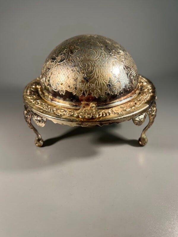 Indas ikrams, sviestui serviruoti, vintažinis. Made in England. Kaina 43