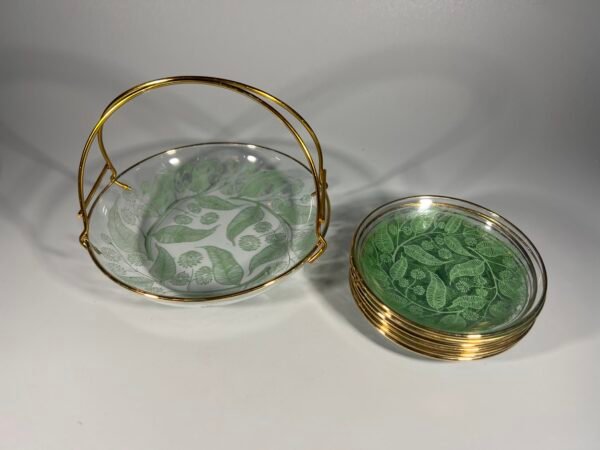 Serviravimo rinkinys plono stiklo vintažinis. Kaina 13 už viską.