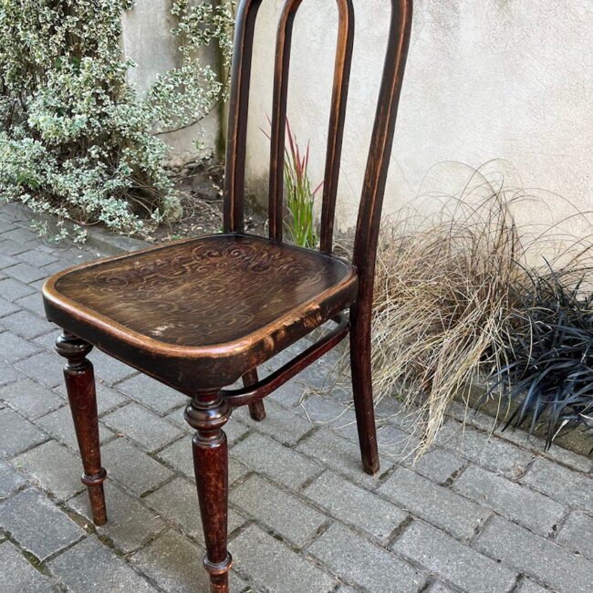Kede-thonet-antikvarine-tvirta-vok.201.jpg