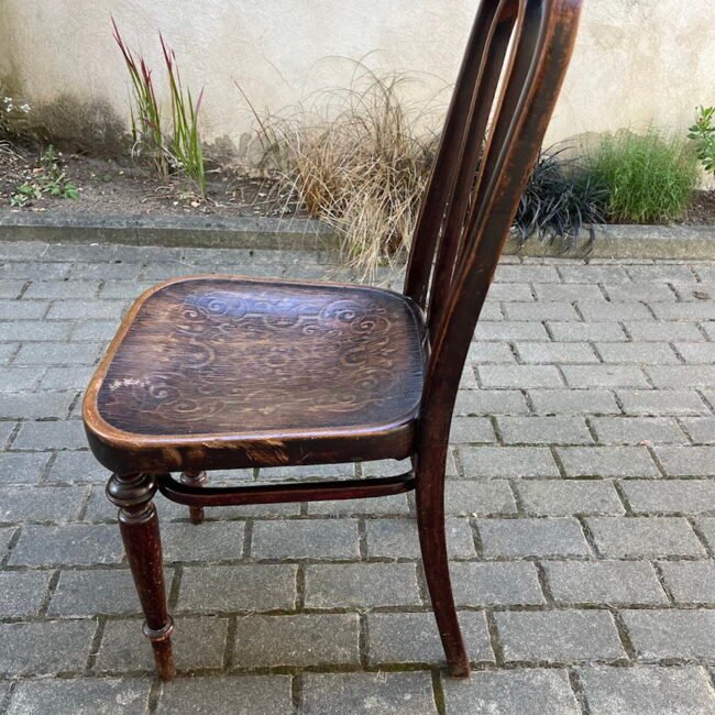 Kede-thonet-antikvarine-tvirta-vok.204.jpg