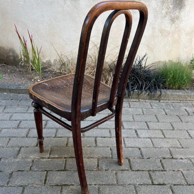 Kede-thonet-antikvarine-tvirta-vok.205.jpg