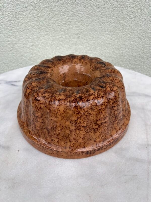 Kepimo forma molinė, keraminė, terakotos antikvarinė, tarpukario laikų. Kaina 53