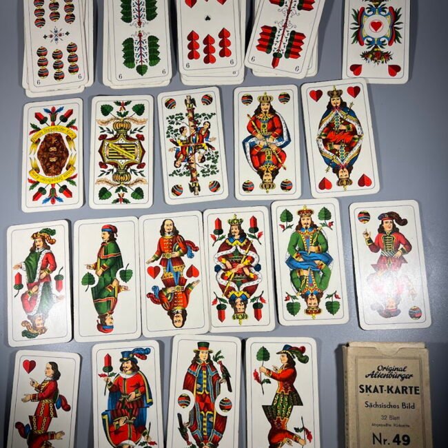 Kortos-skat-vokiskos-194520-20196420m.202.jpg Kortos-skat-vokiskos-194520-20196420m.202.jpg