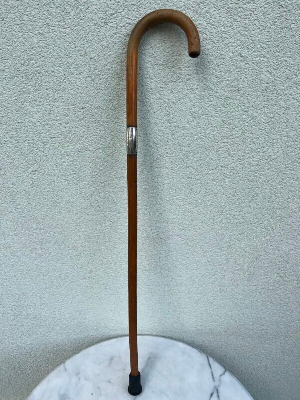 Lazda, lazdelė antikvarinė, puošta sidabru, prabuota. 1918 m. Kaina 118