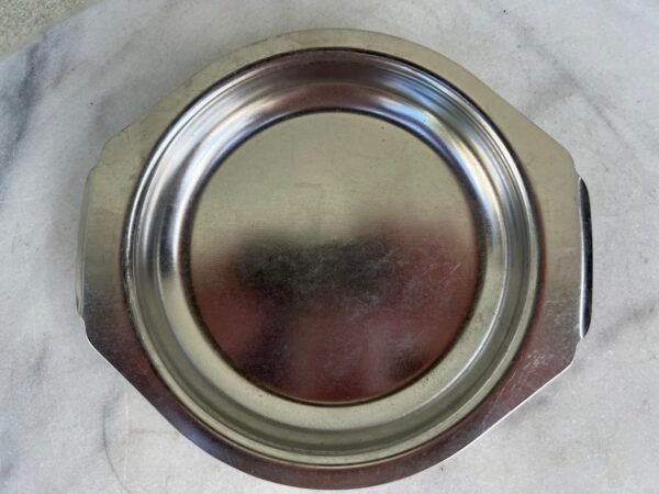 Lėkštė, lėkštės metalinė, nerūdijančio plieno, neržaveikos sovietinės, tarybinių laikų. Nenaudota. 22 vnt. Kaina po 13