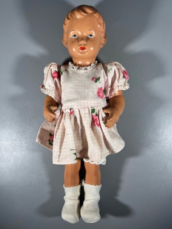 Lėlė vokiška, antikvarinė, Schildkrot, vėžlio logotipas rombo viduje. Celiuloidas. 1920-1930 m. Kaina 73